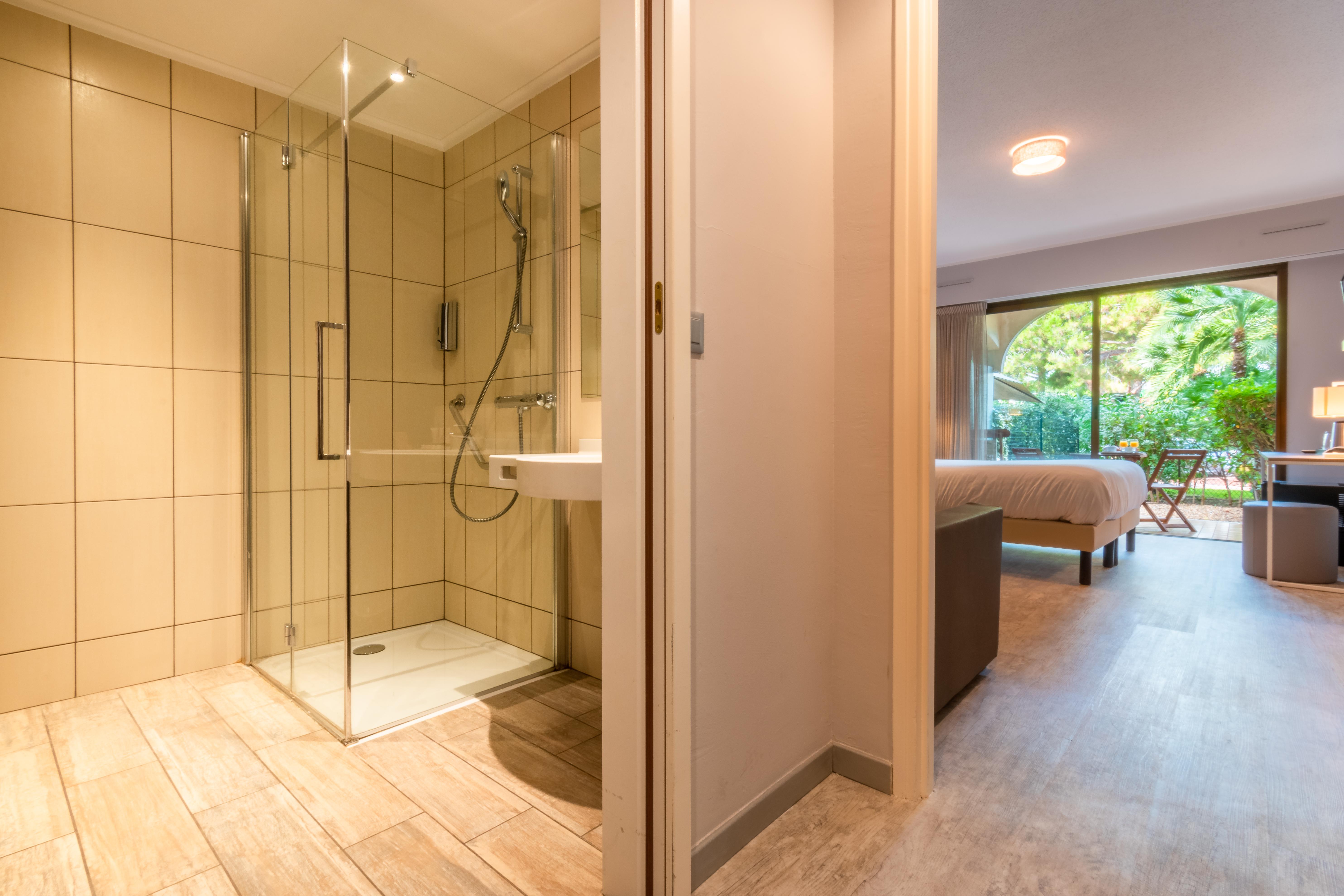Hôtel Bahia Villeneuve-Loubet Extérieur photo