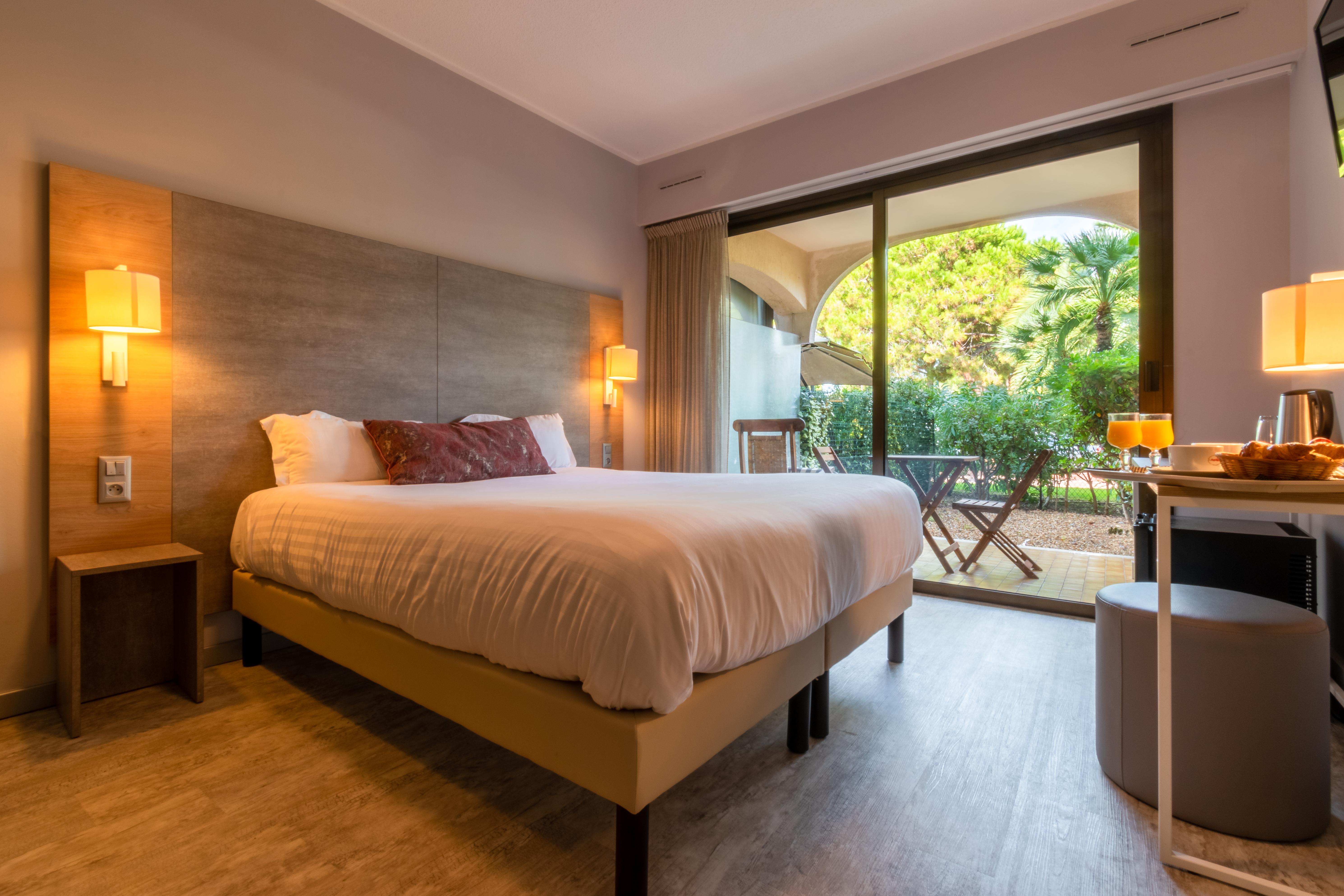 Hôtel Bahia Villeneuve-Loubet Extérieur photo