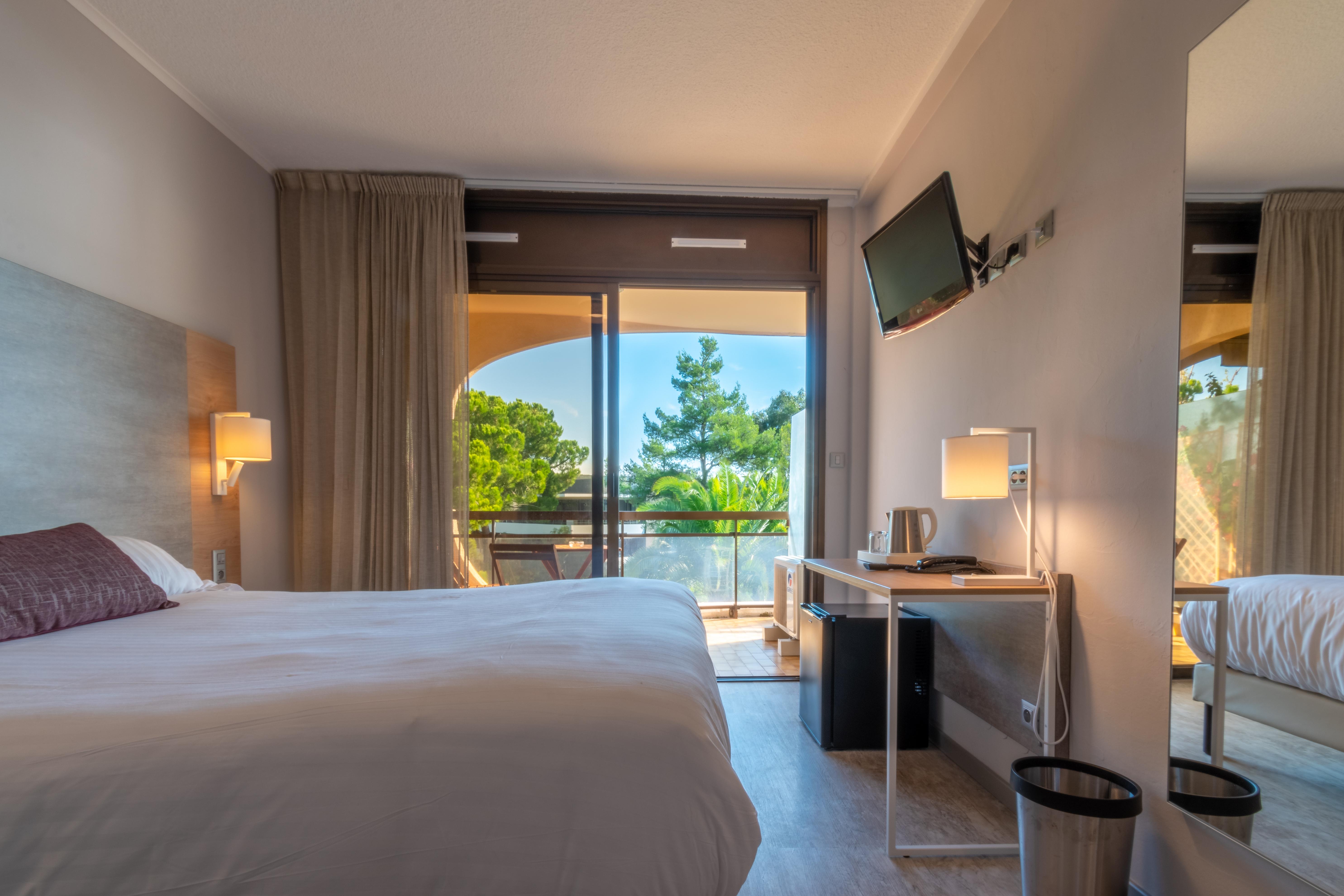 Hôtel Bahia Villeneuve-Loubet Extérieur photo