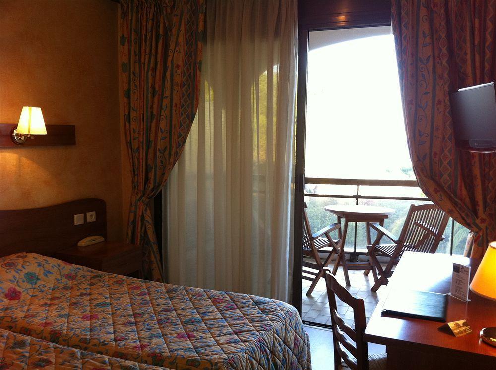 Hôtel Bahia Villeneuve-Loubet Extérieur photo