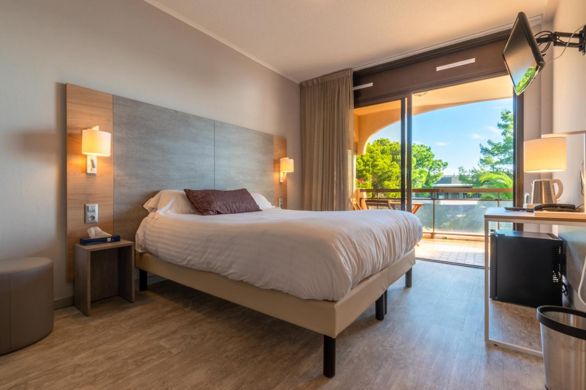 Hôtel Bahia Villeneuve-Loubet Extérieur photo