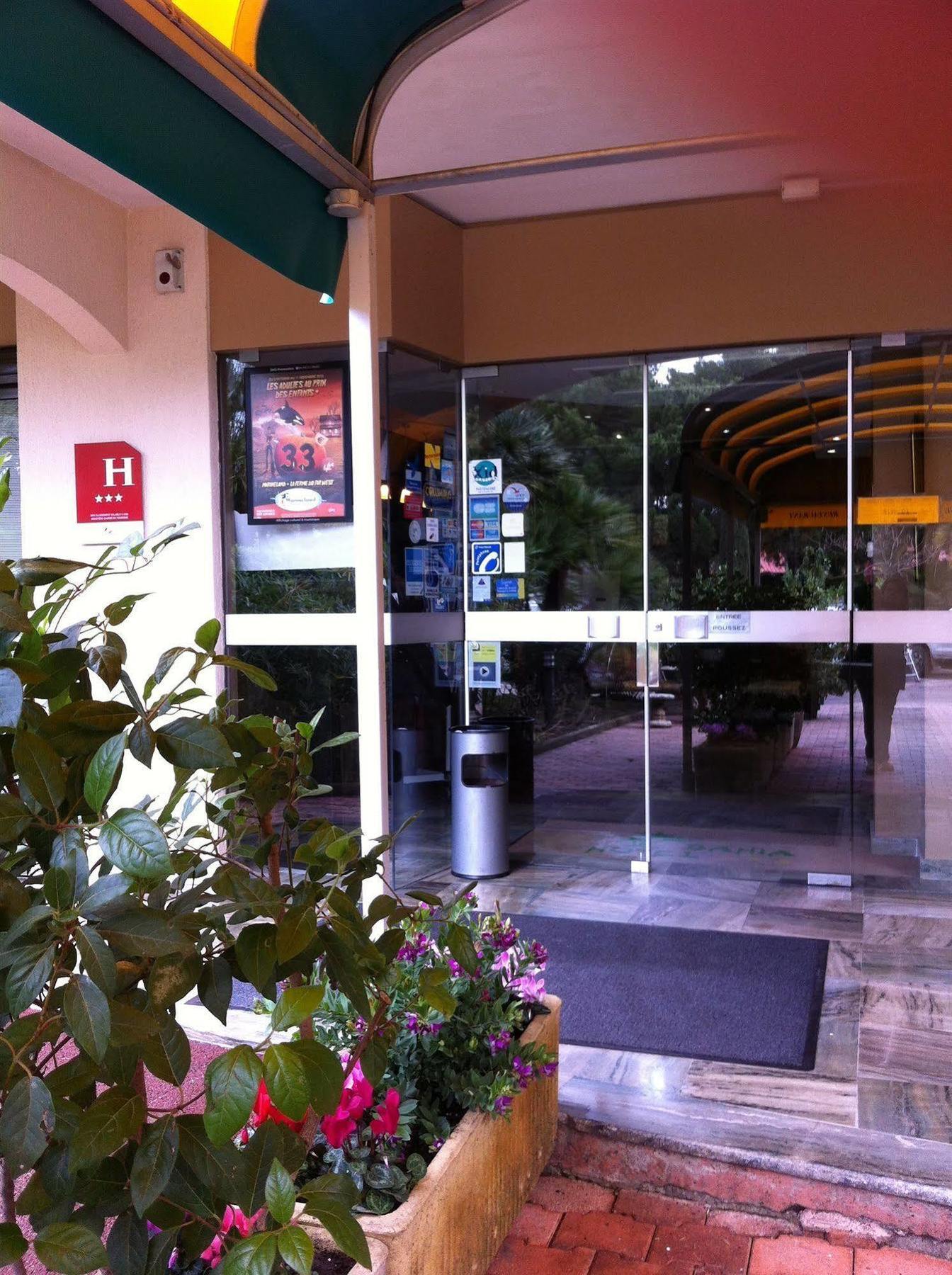 Hôtel Bahia Villeneuve-Loubet Extérieur photo
