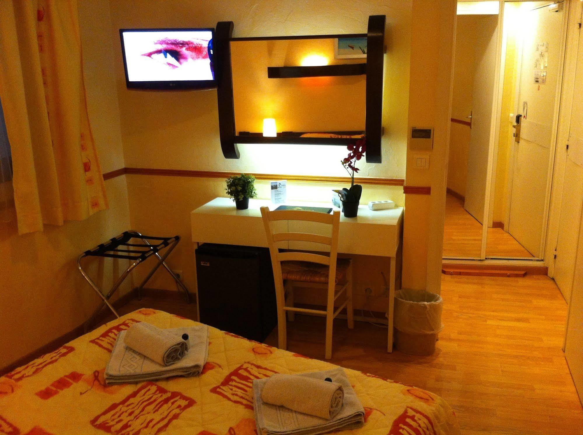 Hôtel Bahia Villeneuve-Loubet Extérieur photo